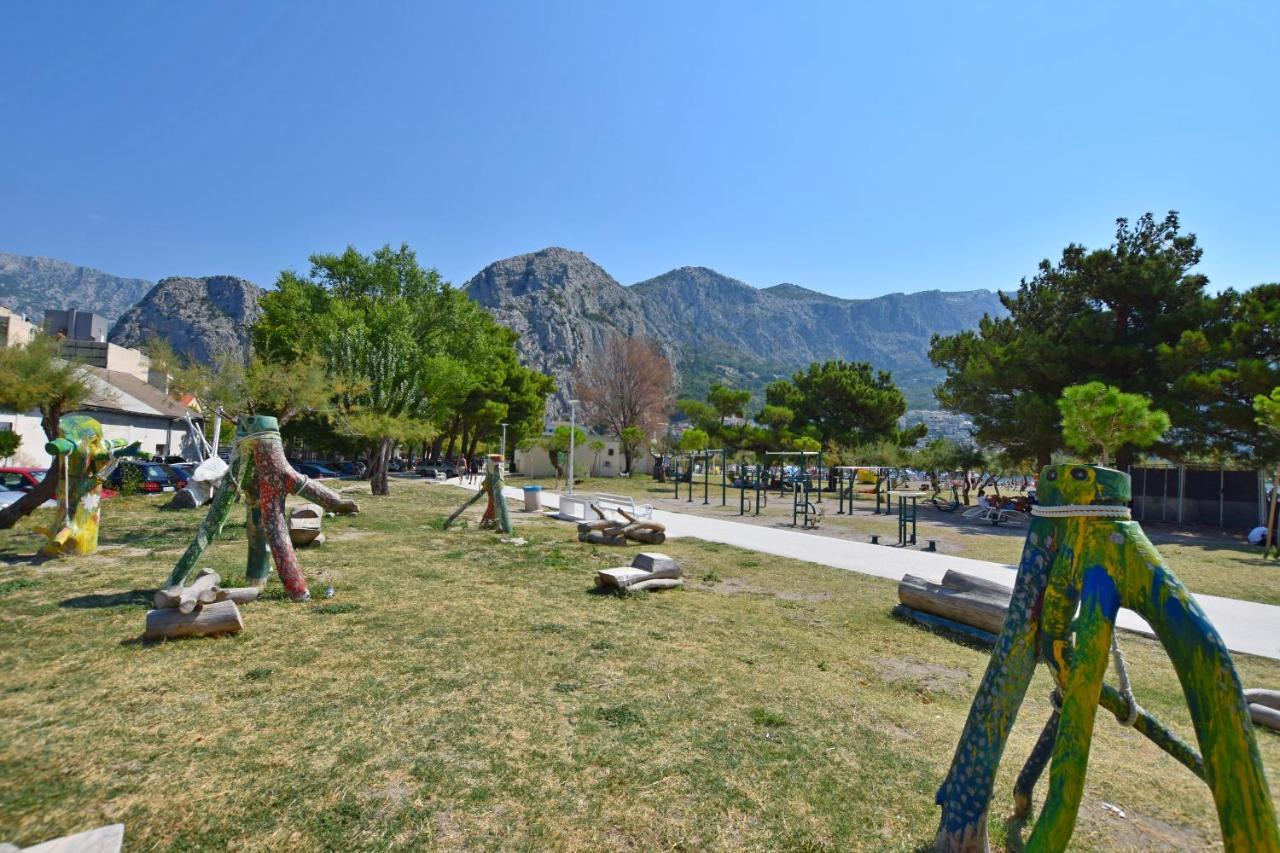 Apartment And Rooms Tatjana Omiš Eksteriør bilde